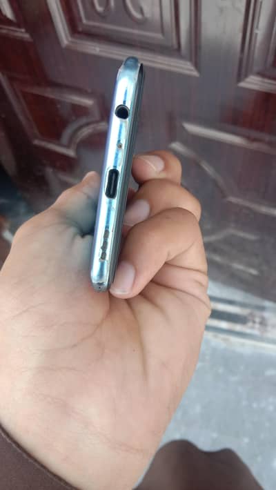 OPPO F17 Pro