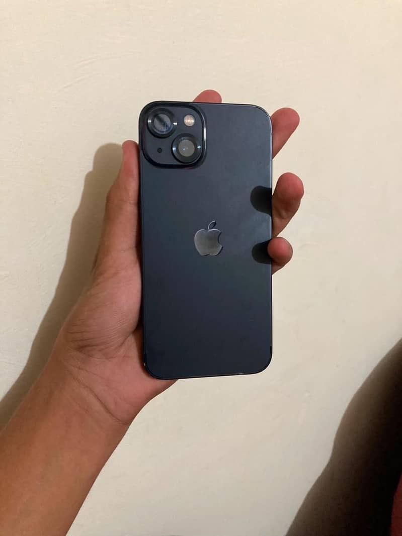 Apple iPhone 13 0