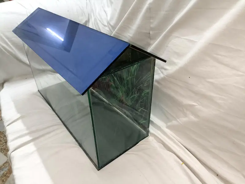 Aquarium 2 feet for sale — photo 2