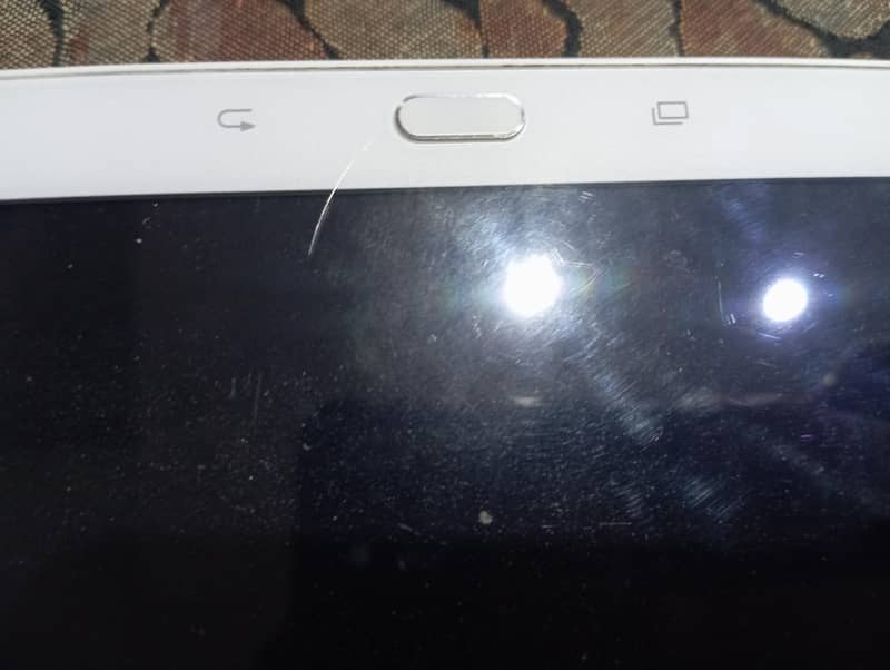 Samsung tab E 4