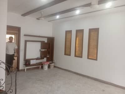 8 Marla Stylish Bungalow Available For Rent