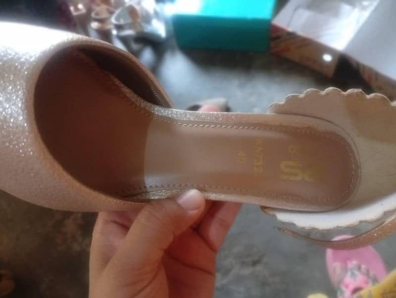 new in condition 4
