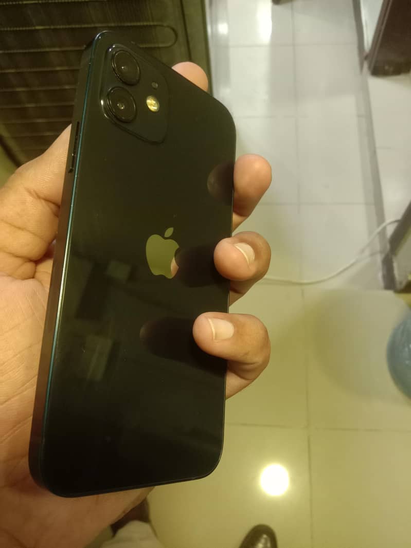 Apple iPhone 12 0