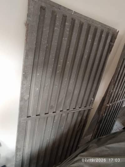 Main Gate Iron