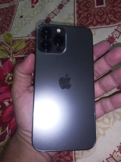 Apple iPhone 13 Pro  icloud locked