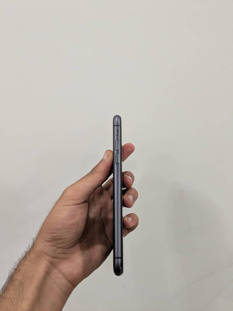 Apple iPhone 11 2