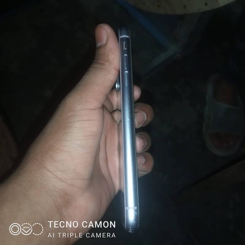 iPhone 11 2