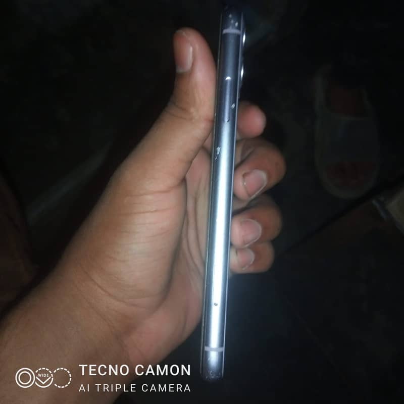 iPhone 11 7