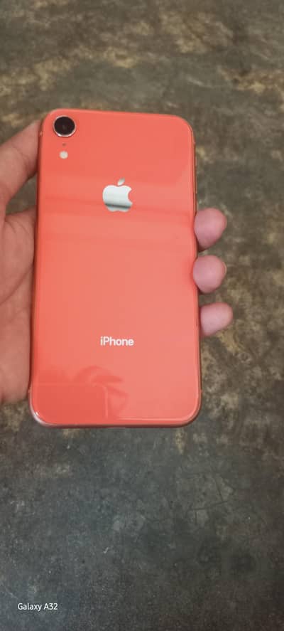Apple iPhone XR