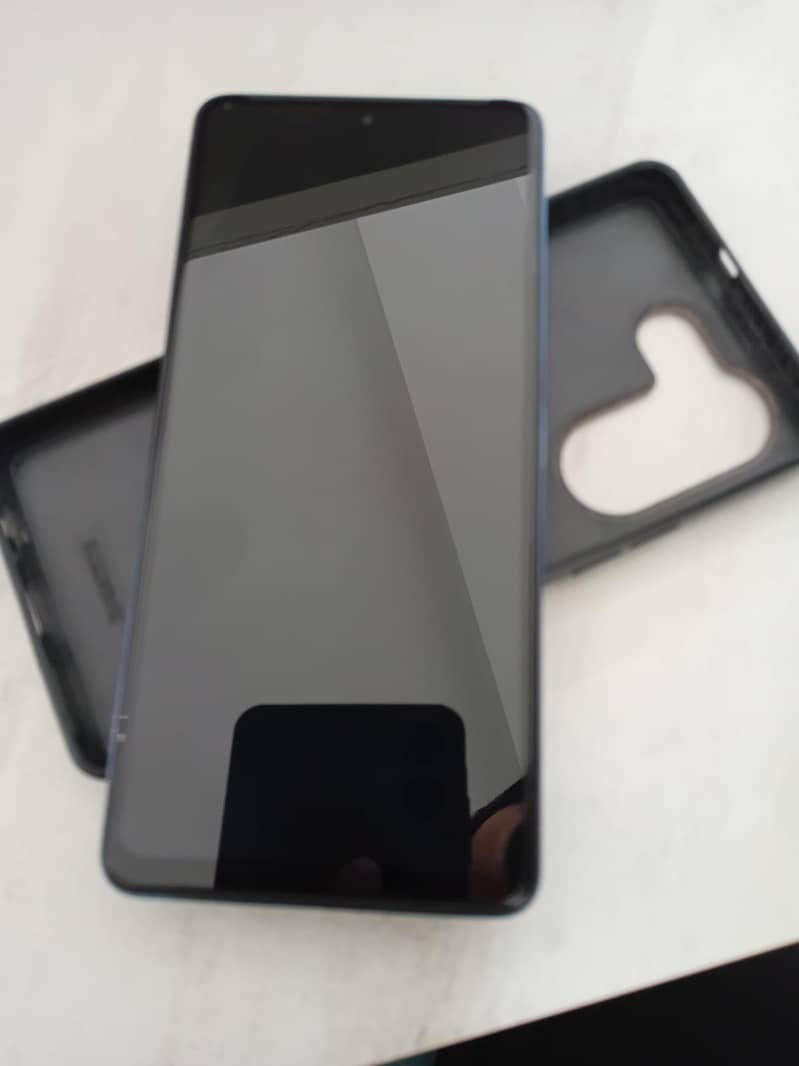 Tecno CAMON 20 8