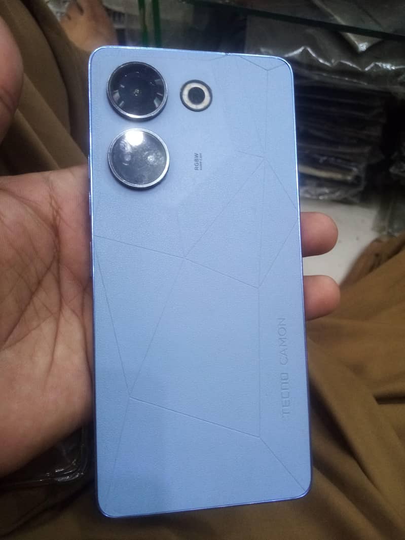 Tecno CAMON 20 1