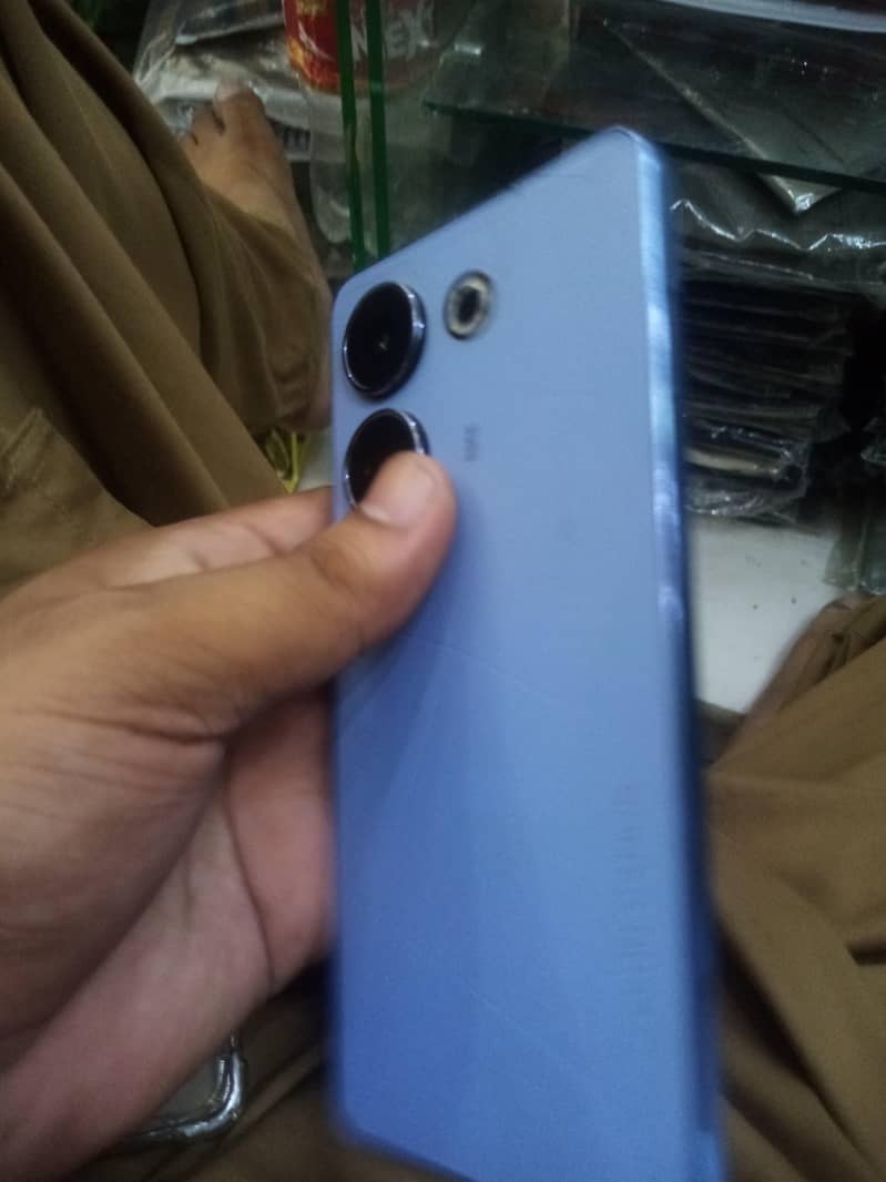 Tecno CAMON 20 2