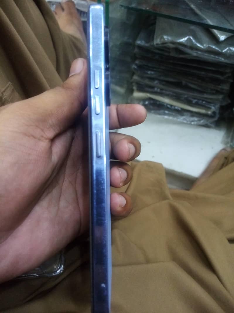 Tecno CAMON 20 3