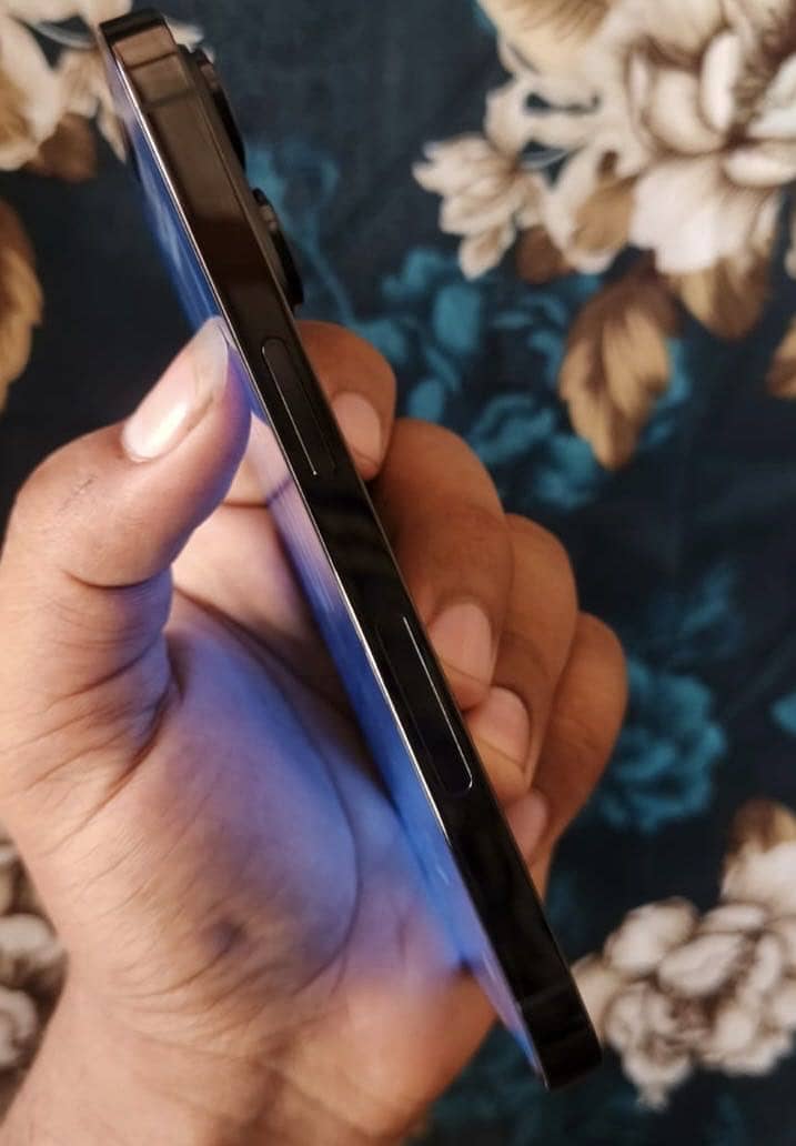 Iphone 14 pro 2