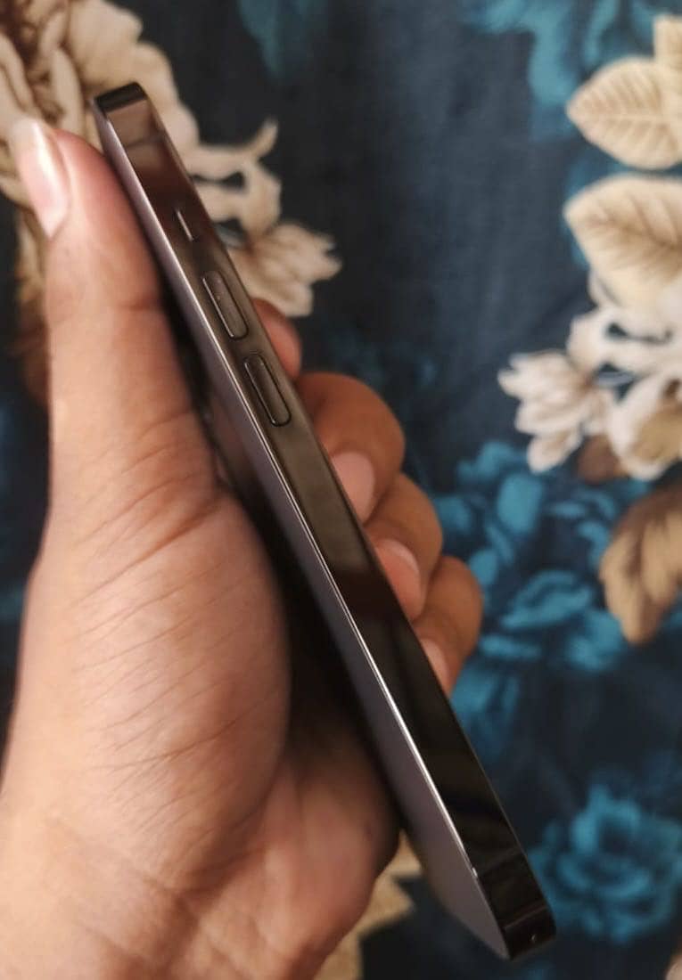 Iphone 14 pro 4