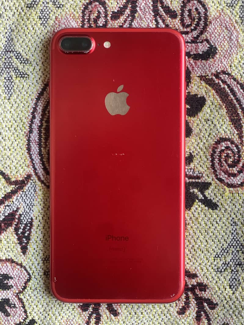 Apple iPhone 7 Plus 0