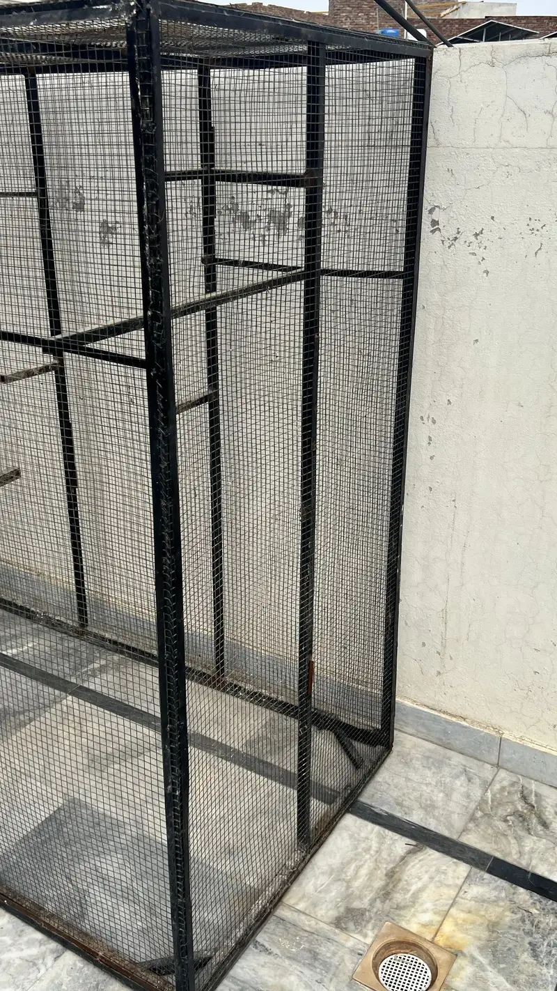 Cage For Sale  condition 10/10 Hight 5 feet Length 5 Feet Depth 3 Feet — photo 4