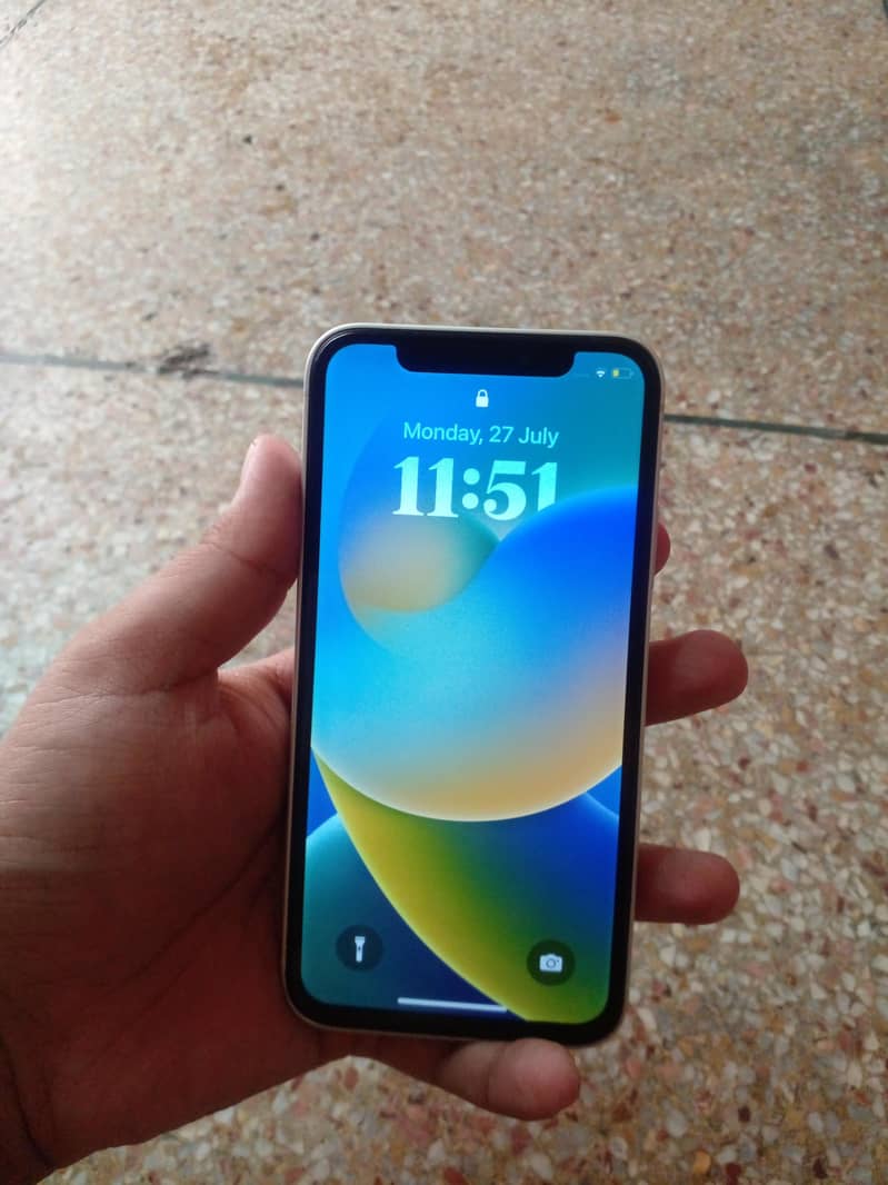 Apple iPhone X 3