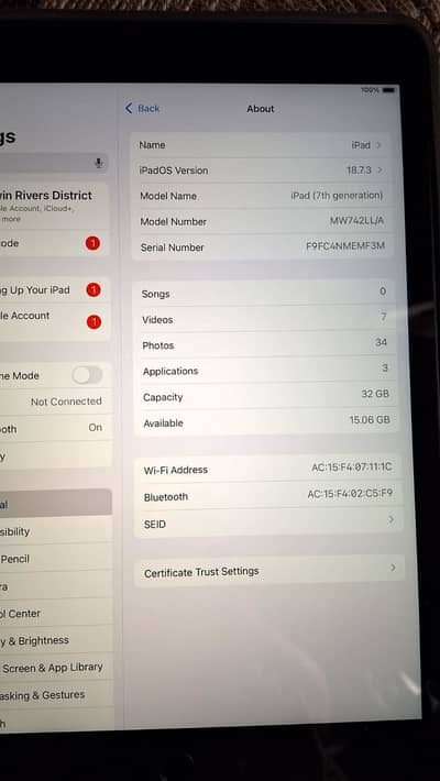 Apple Ipad 7th Generation in 10/10 Condition
