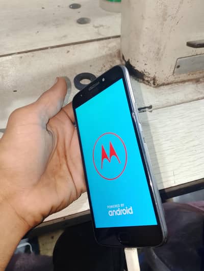 Motorola Moto E4 plus with fingerprint working