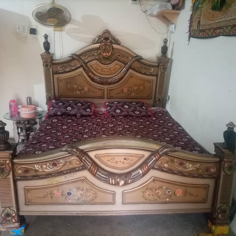 king Size Bed 2
