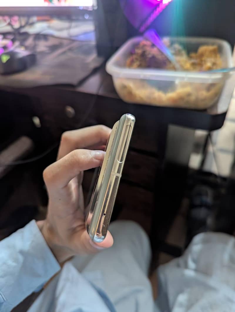 Google Pixel 7 Pro 6
