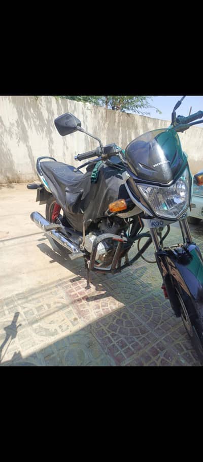 HONDA CB 125F genioun condition