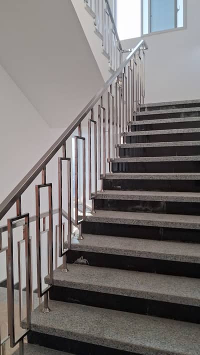 SS Railing Stair Service | Glass & Steel Railing Stair Installation