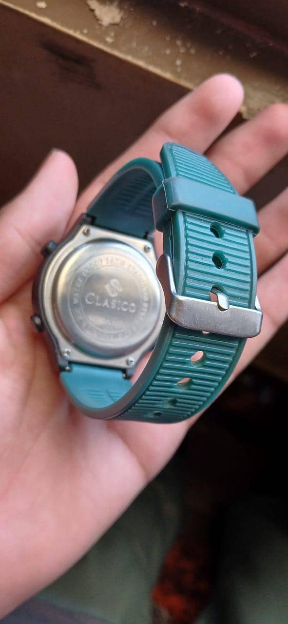 men watch 1