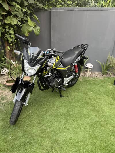 Honda CB 150F (Black) – 2026 Model – Total Genuine – Just 3,130 KM