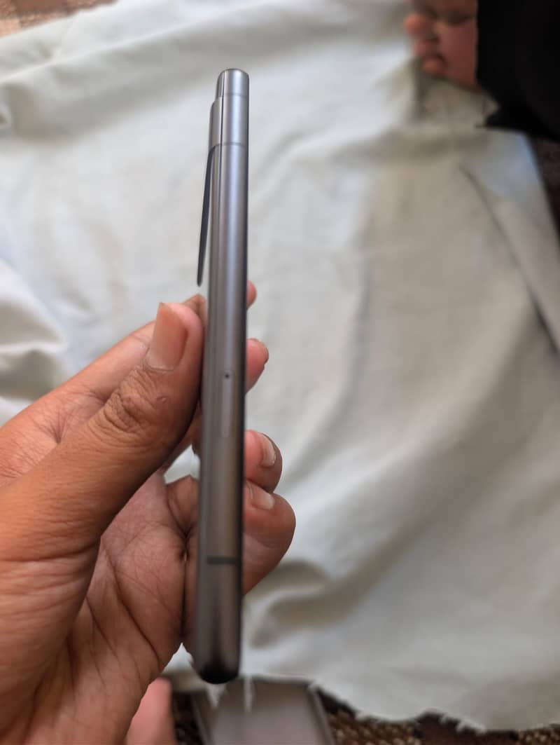 Google pixel 7a 4
