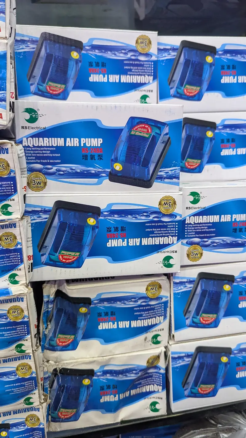 Filters Fish Food Air Pumps Lights — photo 7
