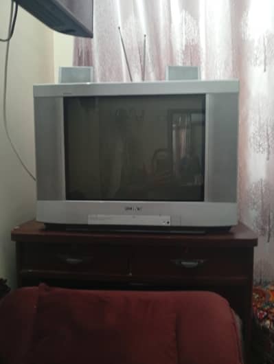 TV with free Trolley