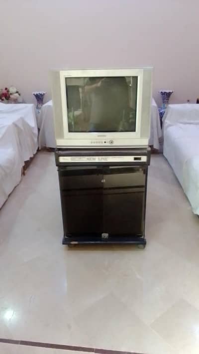 Tv & Tv Trolly
