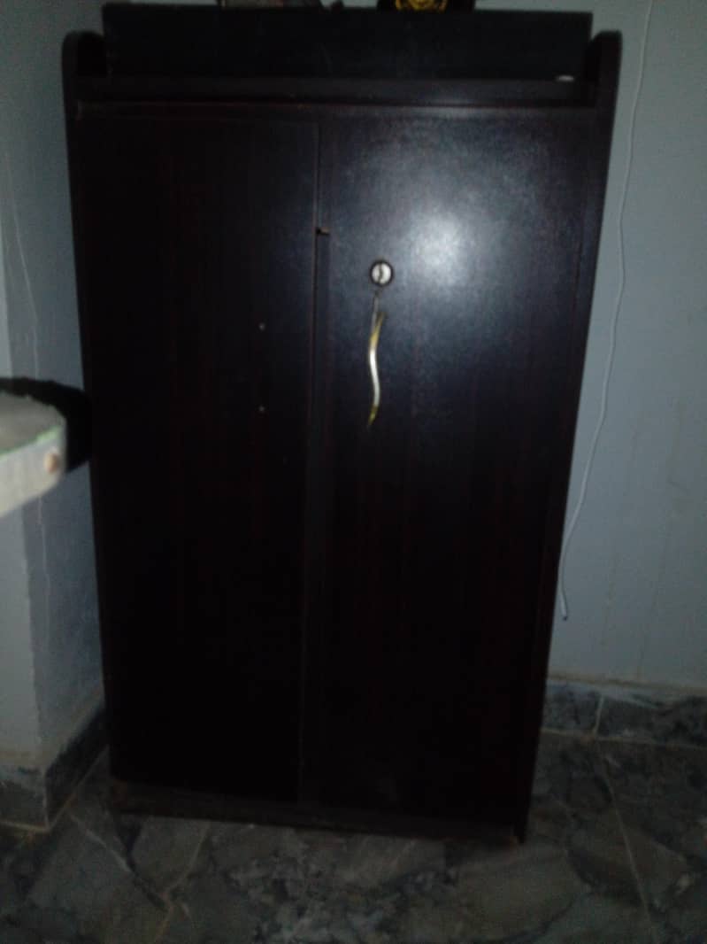 Storage cabinet 1