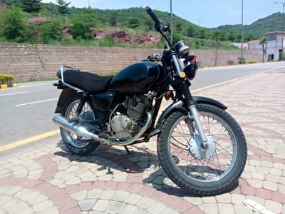 Suzuki GS 150 2012