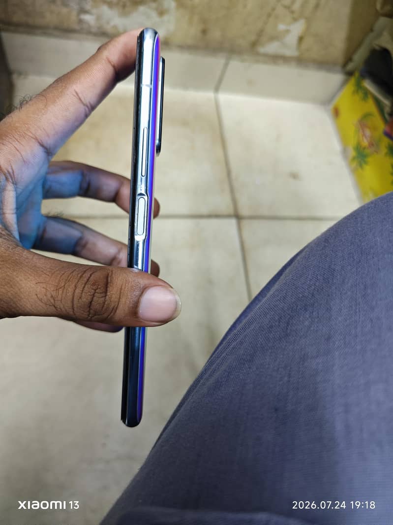 Honor V30 Pro 7