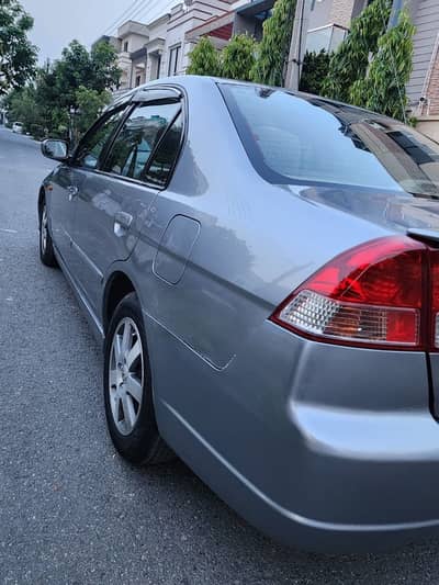 Honda Civic EXi 2005