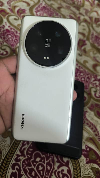 Xiaomi 14 Ultra 16/512 Non PTA Sim Working Original Taiwan