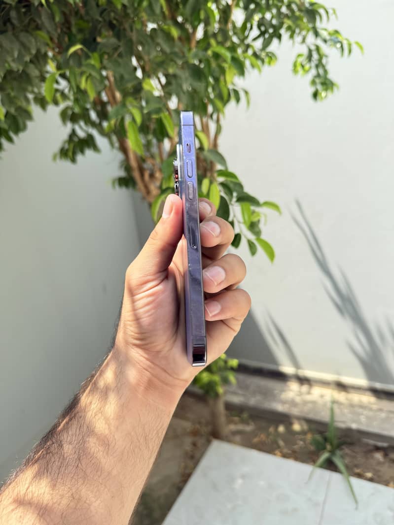 Iphone 14 pro Max 3