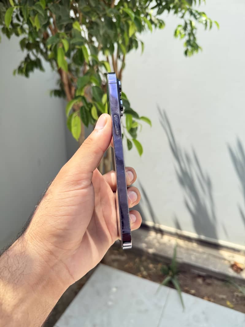 Iphone 14 pro Max 4