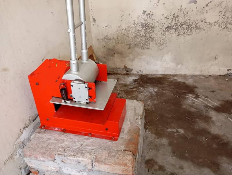 Chappel maker machine 1