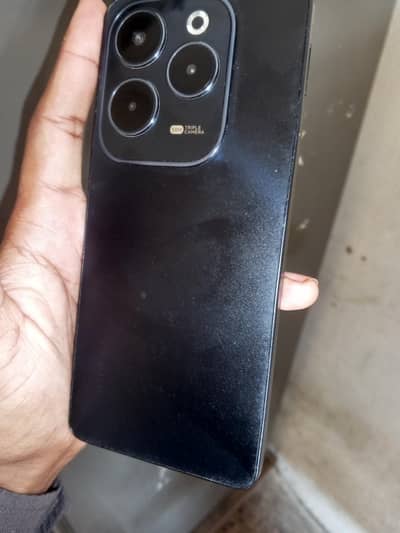 Infinix Hot 40