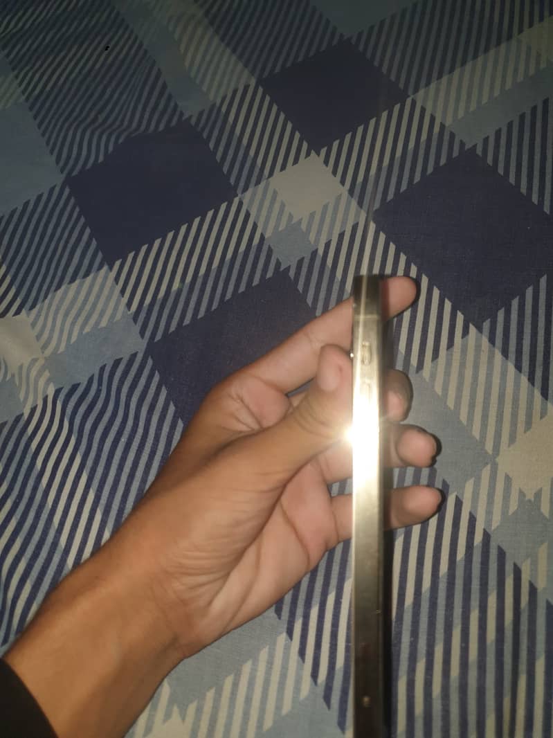 Apple iPhone 12 Pro 4