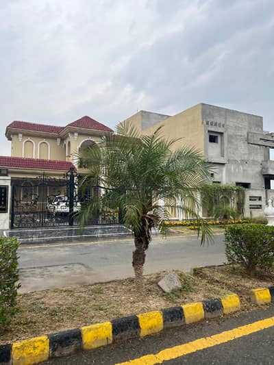 NEW LAHORE CITY PHASE 1 OVERSEAS BLOCK 40 MARLA PLOT AVAILABLE