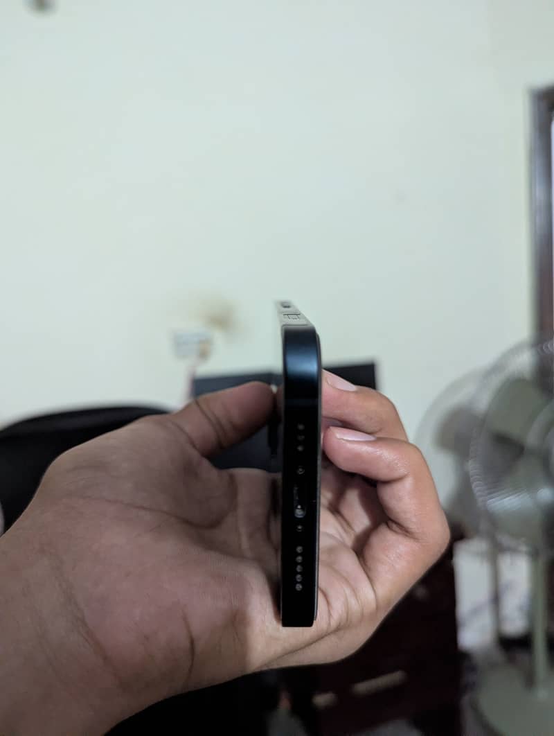 Apple iPhone 13 3