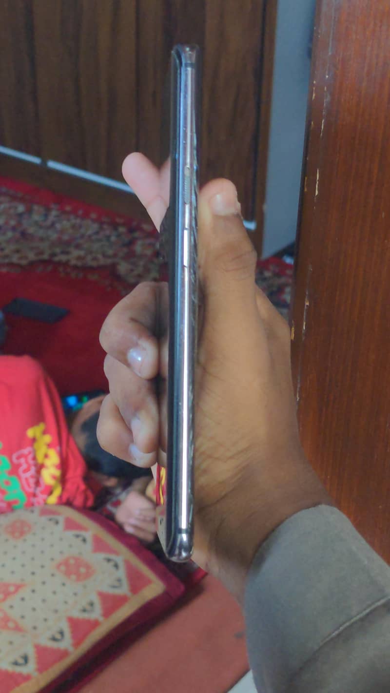 One Plus 7 Pro 4
