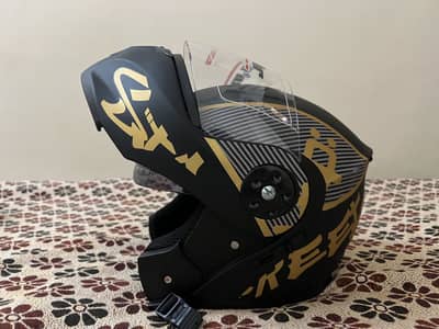 Flip up Helmet