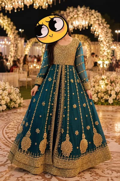 Heavy embroidered maxi with accessories
