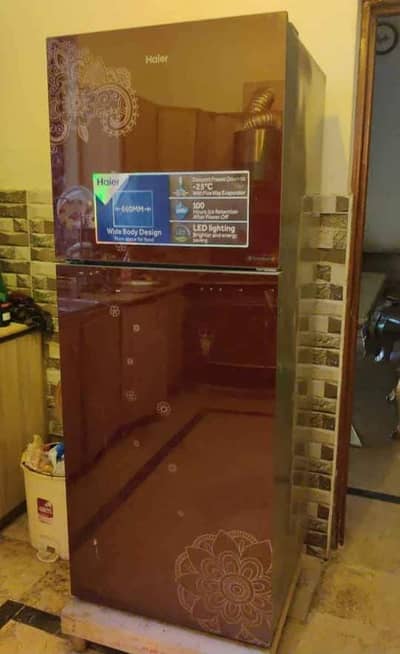 Haier  Refrigerator medium size double door fridge 0326/6773/255